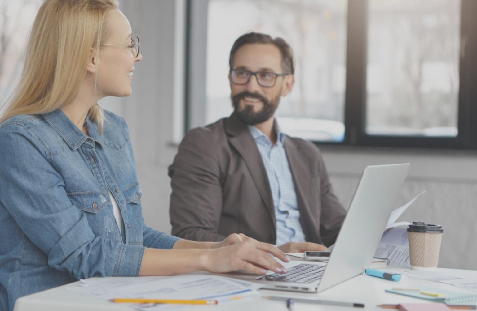 Trabajo colaborativo en planificación financiera familiar
